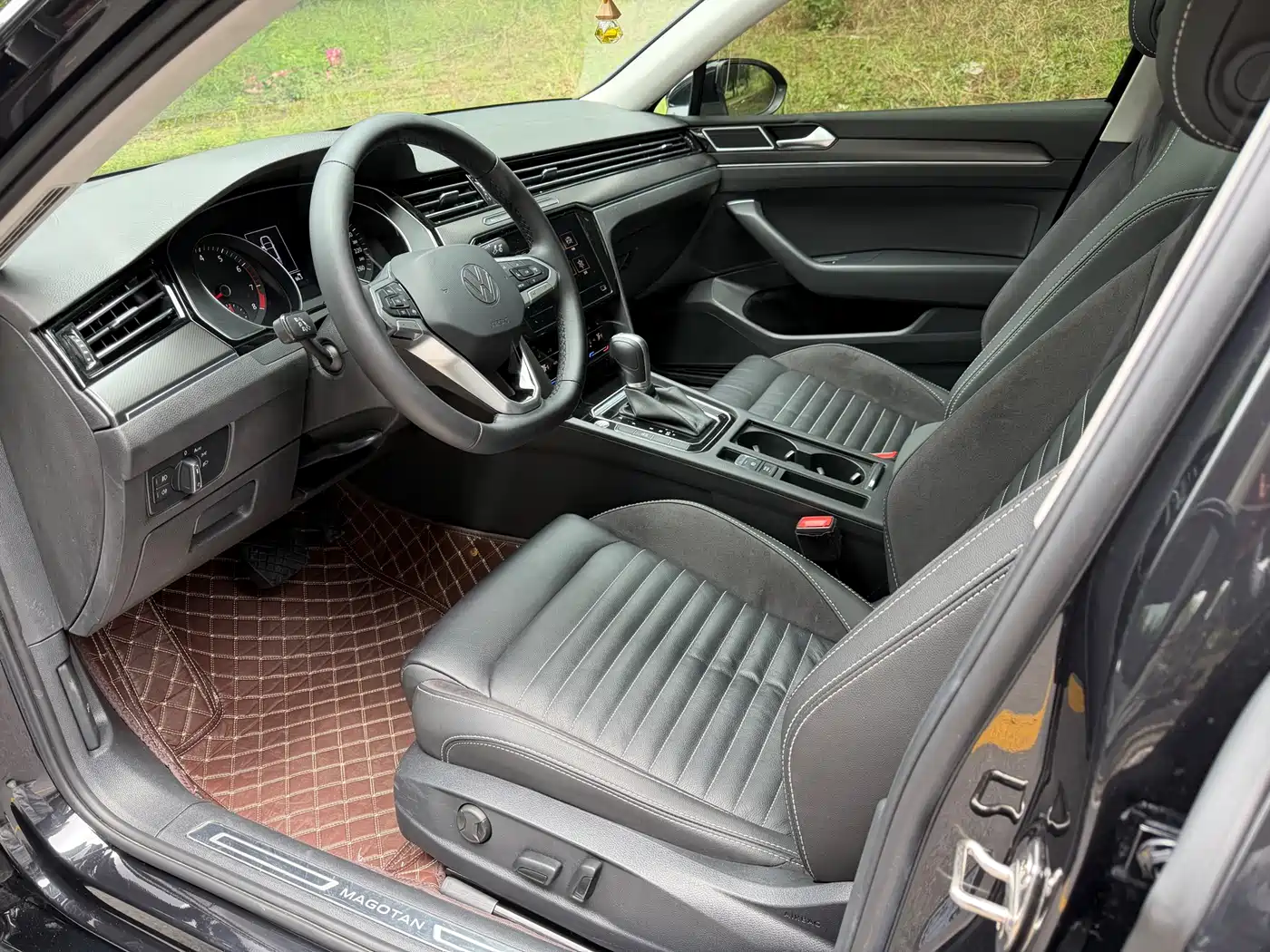 Volkswagen Magotan 2020 330TSI DSG Leading фото 3