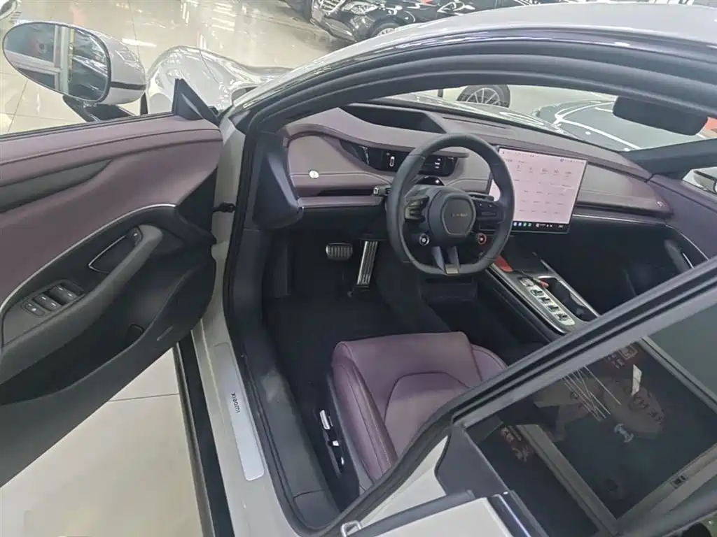 Xiaomi Auto Xiaomi SU7 2024 AWD Extended Range Advanced Smart Driving Max Edition фото 16