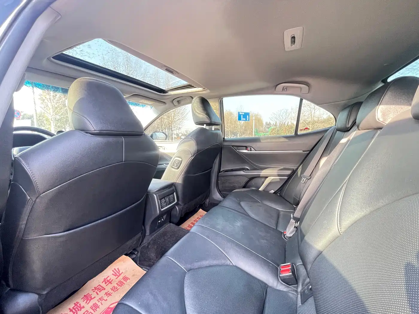 Toyota Camry 2023 2.0G Luxury Edition фото 9