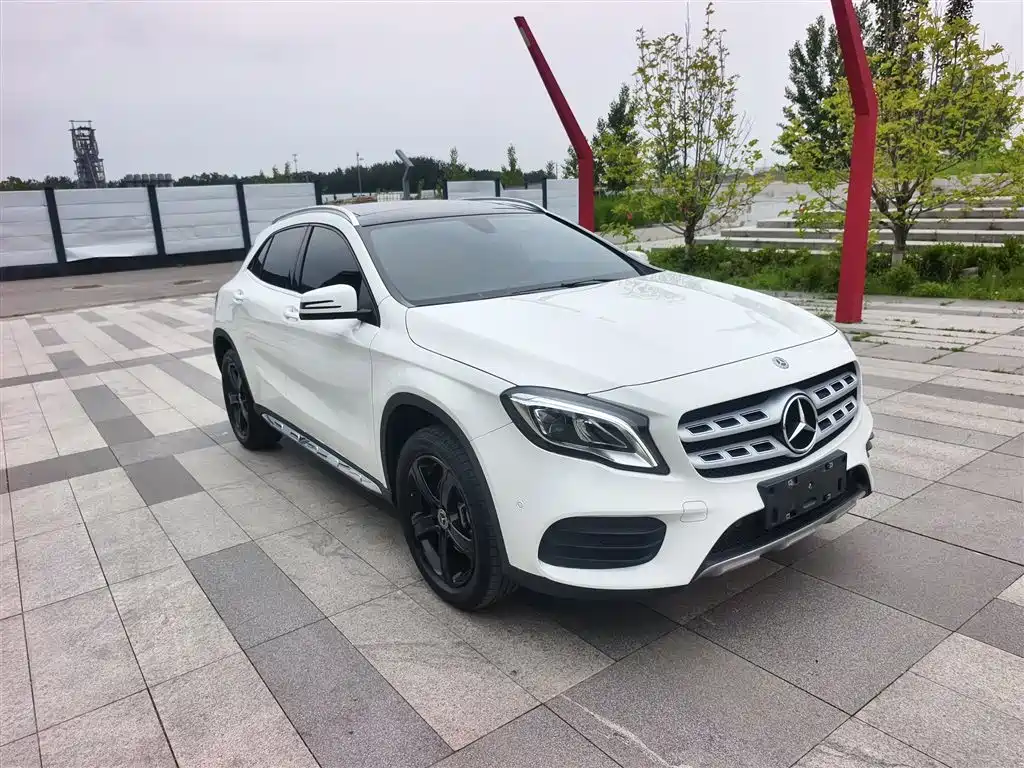 Mercedes-Benz GLA 2019 GLA 200 Fashion фото 5