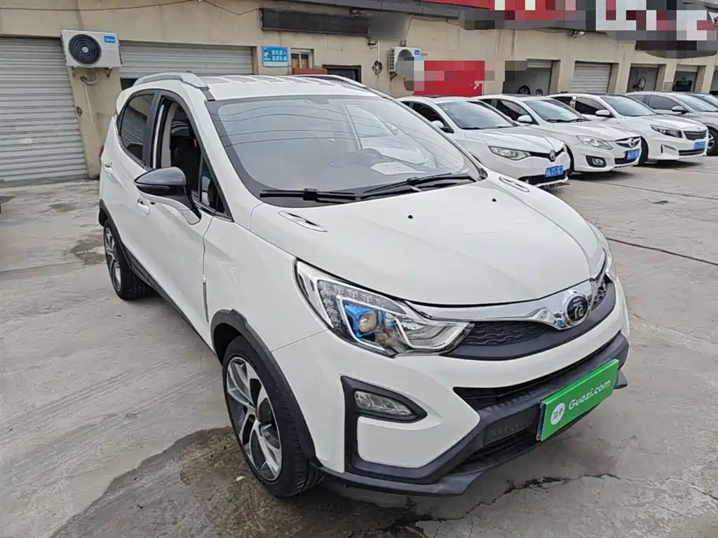 BYD Yuan 2016 1.5TID Automatic Luxury фото 4