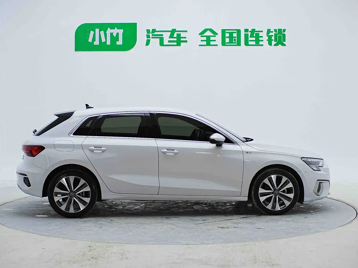 Audi A3 2021 Sportback 35 TFSI Progressive Elegance фото 2