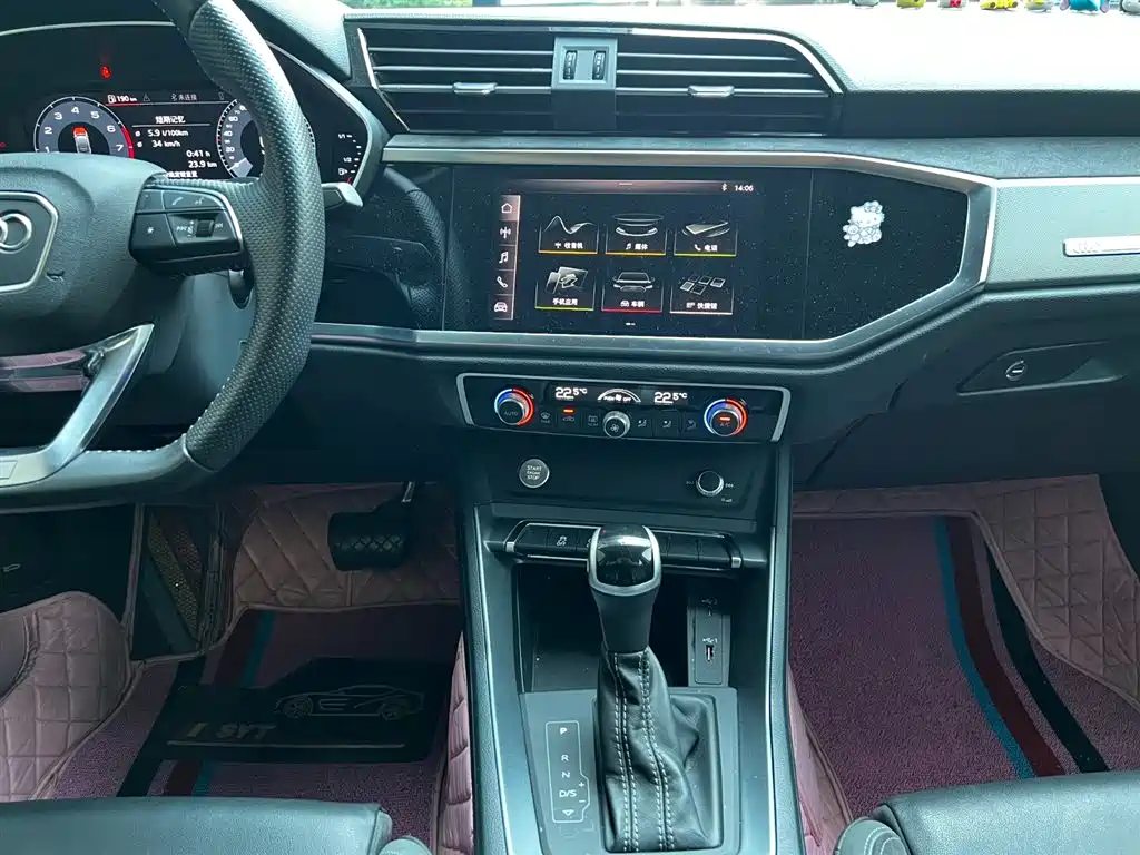 Audi Q3 Sportback 2020 40 TFSI Fashion фото 13
