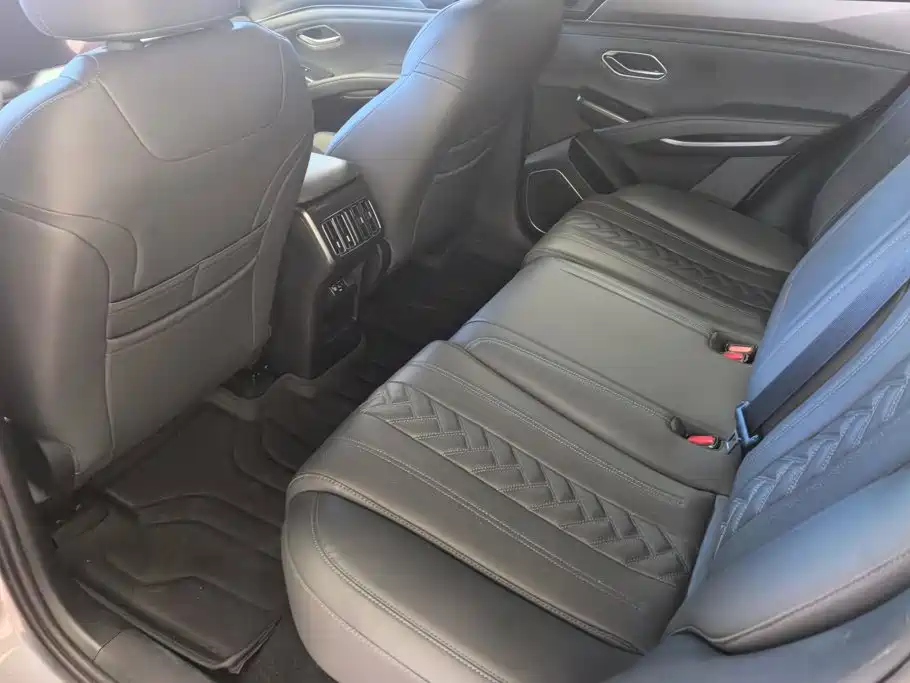 BYD Song L DM-i 2025 2025 Smart Drive Edition 112km Surpassing