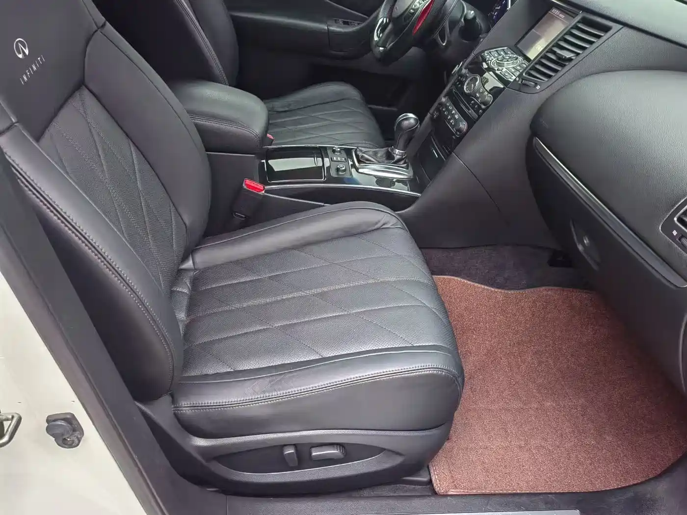 Infiniti QX70 2014 2013 3.7L Superior