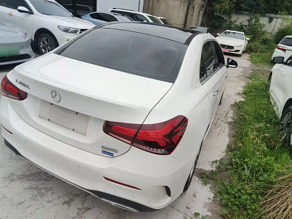 Mercedes-Benz A-Class 2020 Facelift A 200 L Sport Sedan Dynamic фото 7