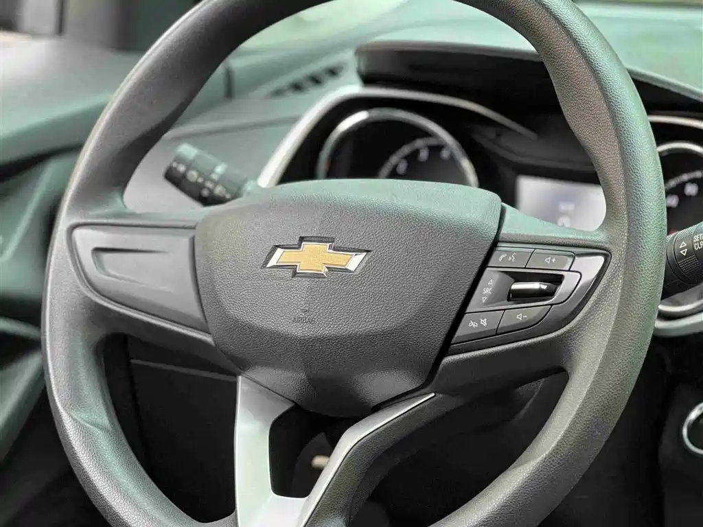 Chevrolet Trax 2019 Redline 325T Auto Fun Edition China VI фото 13