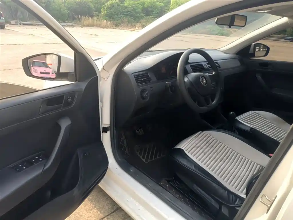 Volkswagen Santana 2019 1.5L Manual Trend China VI фото 12