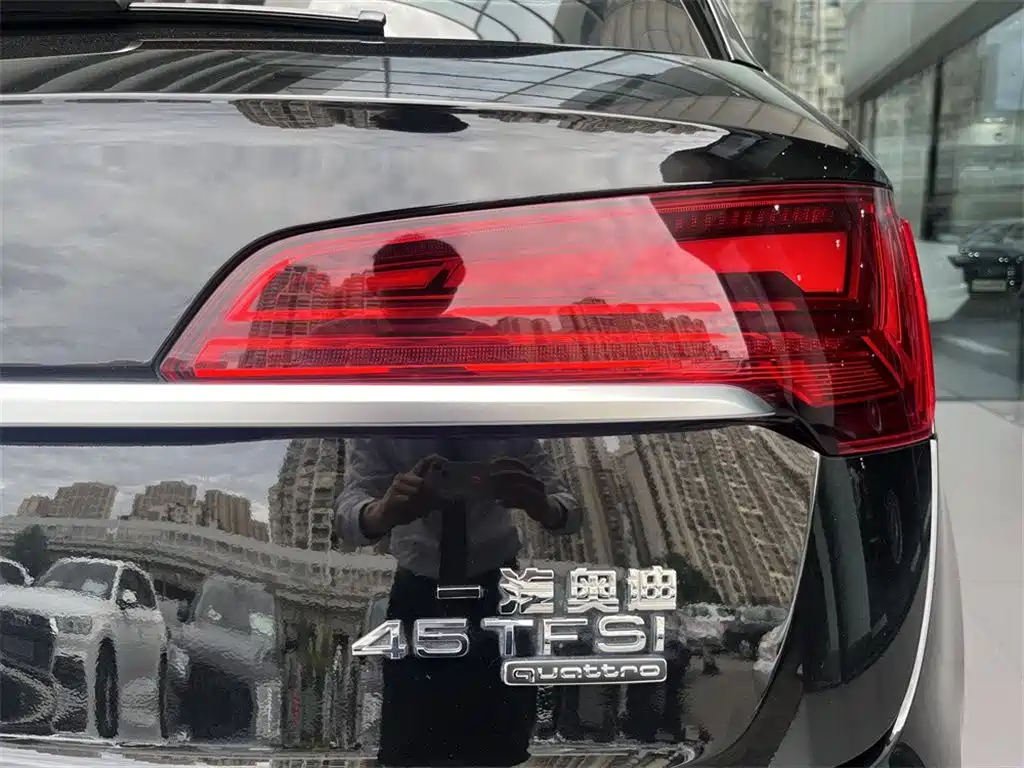 Audi Q5L 2022 45T Luxury Dynamic фото 16