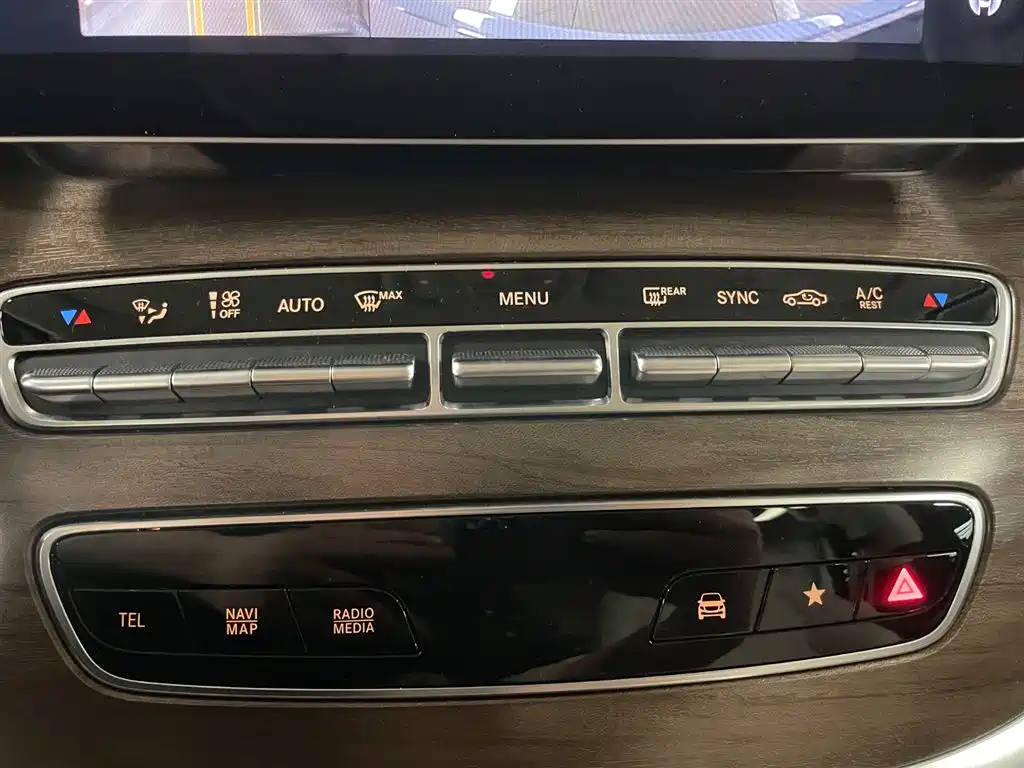 MERCEDES-BENZ V-CLASS