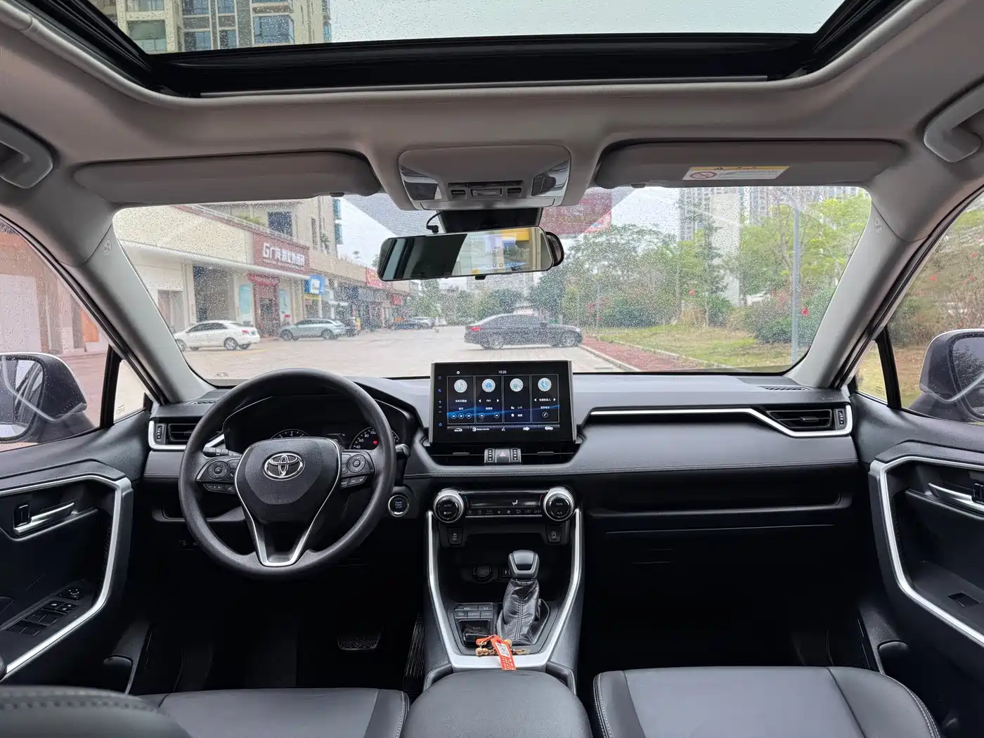 Toyota Wildlander 2020 2.0L CVT 2WD Luxury Edition фото 15