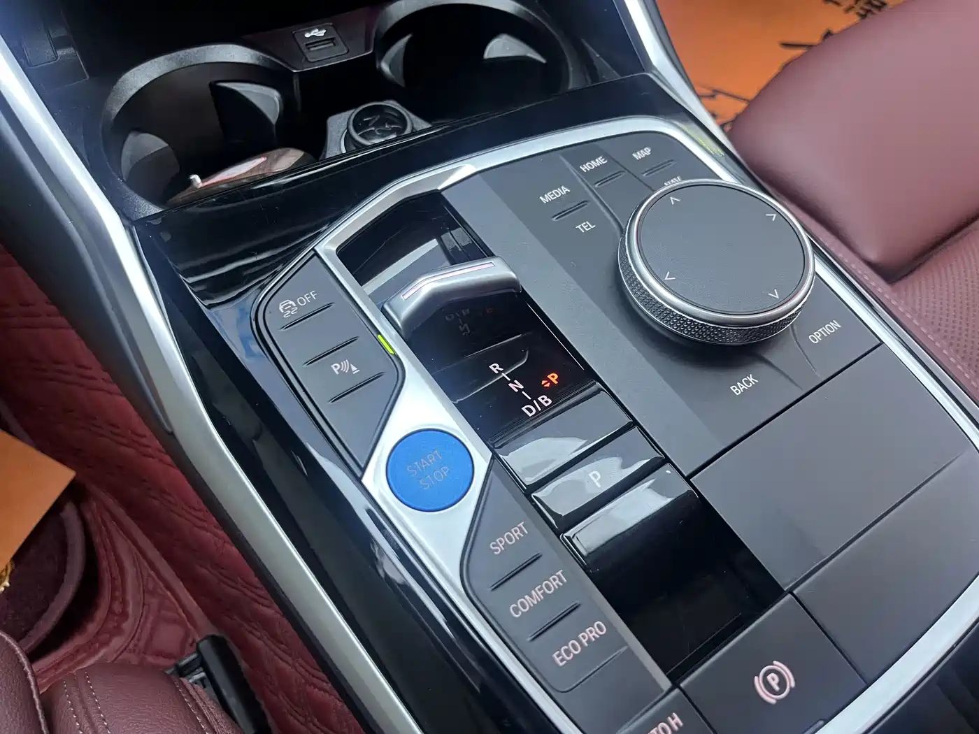 BMW i3 2024 eDrive 35 L фото 11