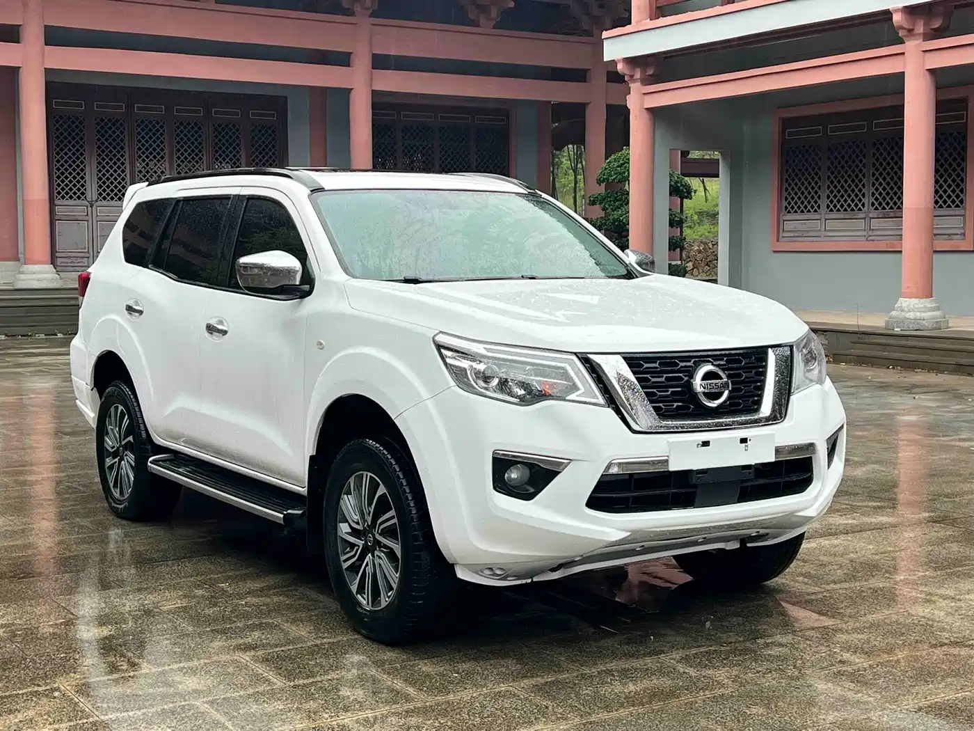 Nissan Terra 2018 2.5L Automatic 4WD Luxury Edition фото 3