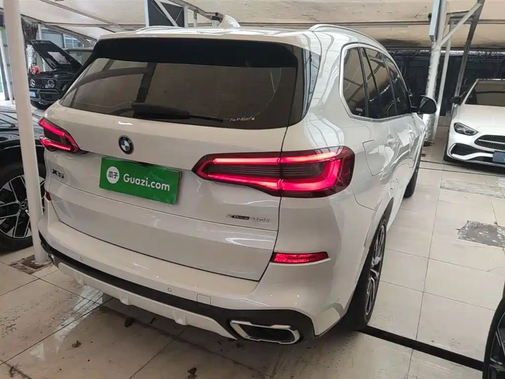 BMW X5 (Import) 2019 xDrive40i M Sport Package фото 7
