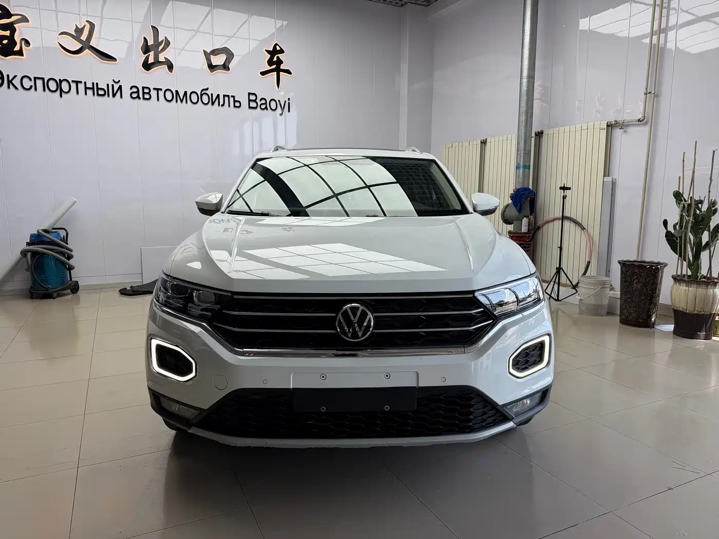 Volkswagen T-ROC 2022 280TSI DSG 2WD Comfort PLUS фото 2