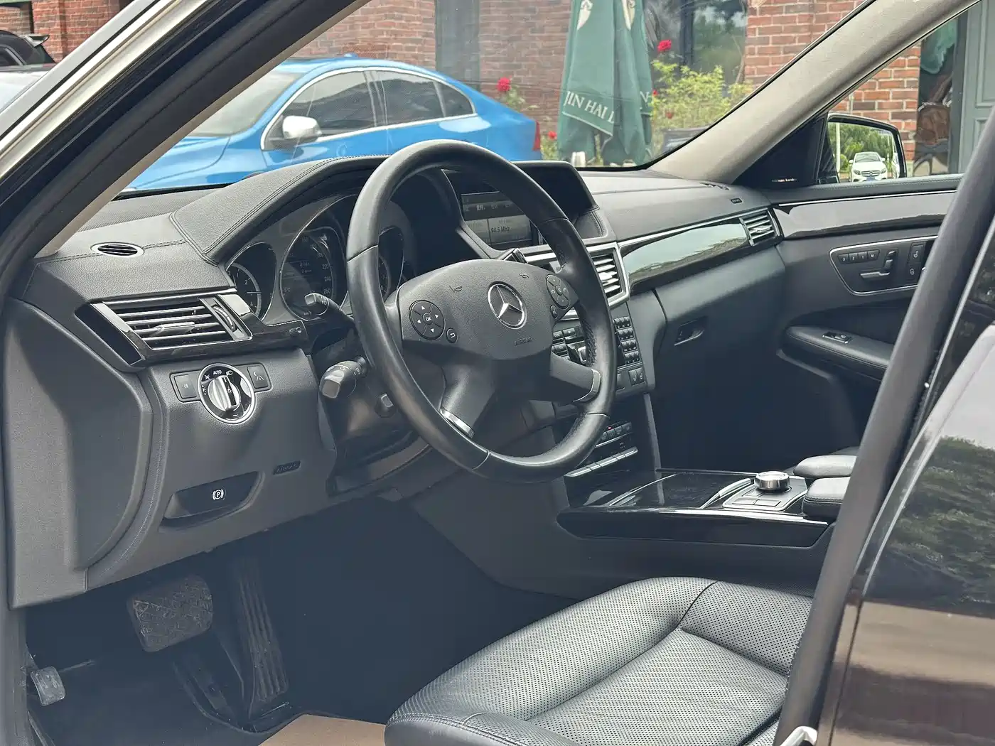 Mercedes-Benz E-Class 2013 E 300 L Fashion Luxury фото 11