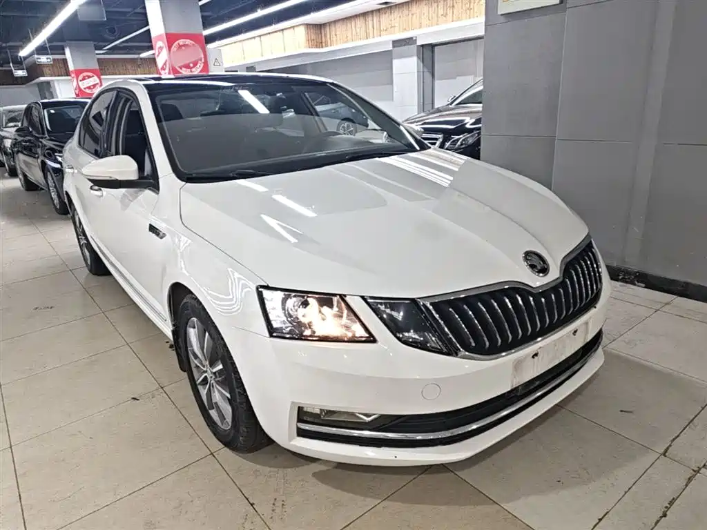 SKODA OCTAVIA