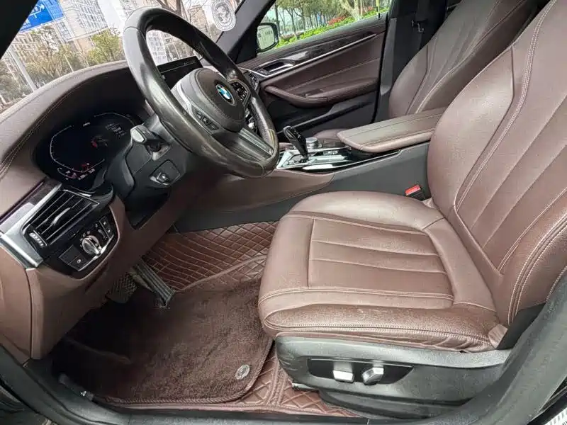 BMW 5 Series 2020 525Li M Sport Package фото 6