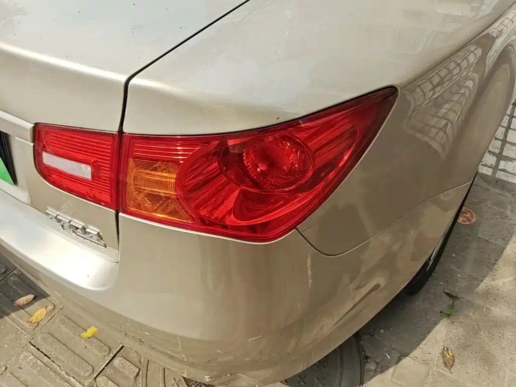 Roewe 350 2015 2014 1.5L Automatic Joy Edition