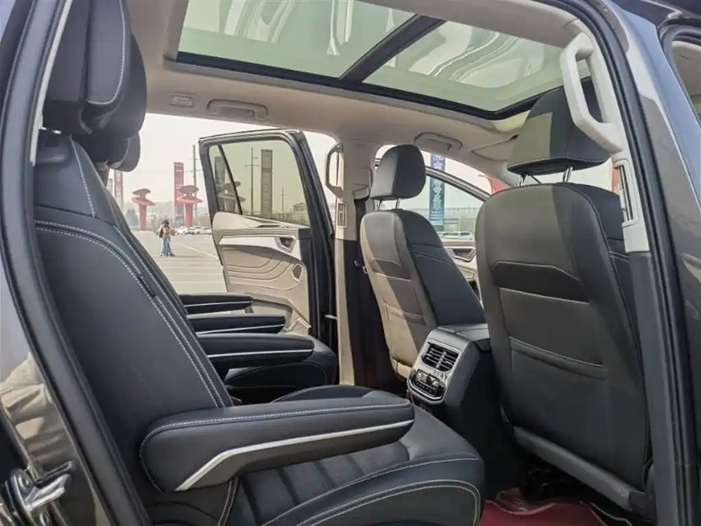 Volkswagen Talagon 2024 380TSI 4WD Luxury Premium Pro Shared Edition 6-Seater фото 8