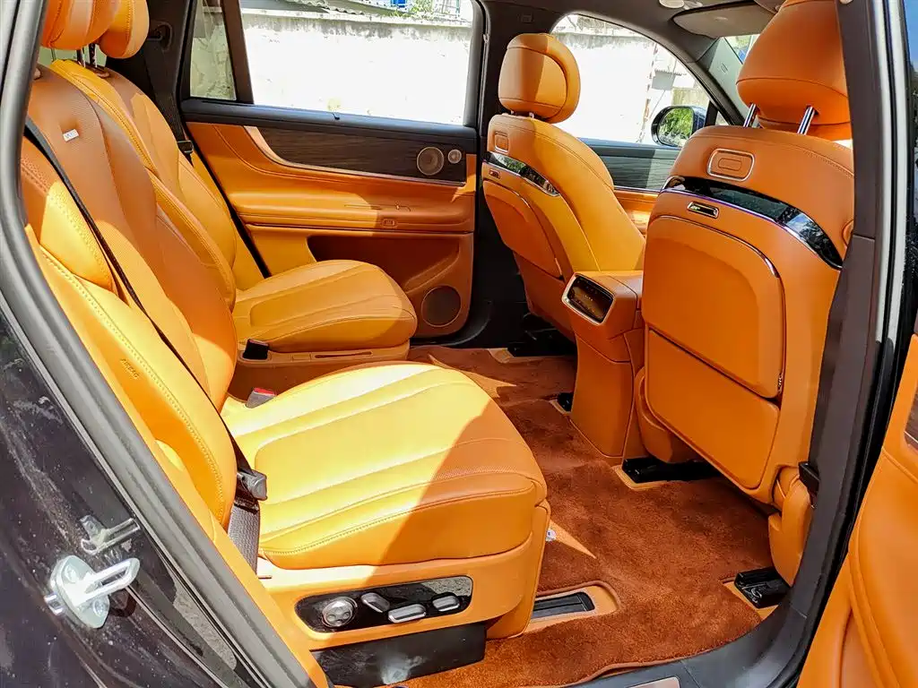 AITO Wenjie AITO M9 2024 Extended Range Ultra 42kWh 6-Seater фото 11