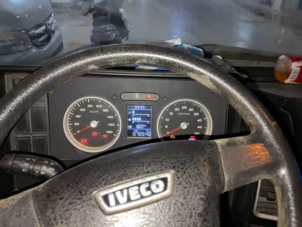 Iveco Daily 2018 2017 Model 2.5T A35 Bus 5-7 Seats 47Z5