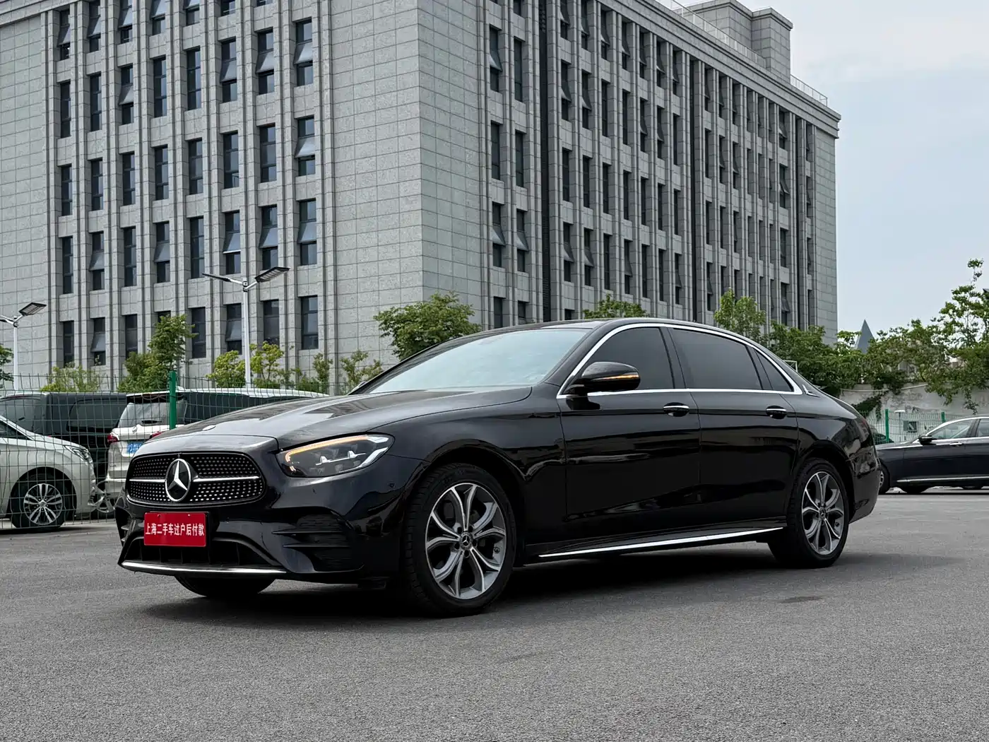Mercedes-Benz E-Class 2021 E 300 L Sport Fashion фото 3