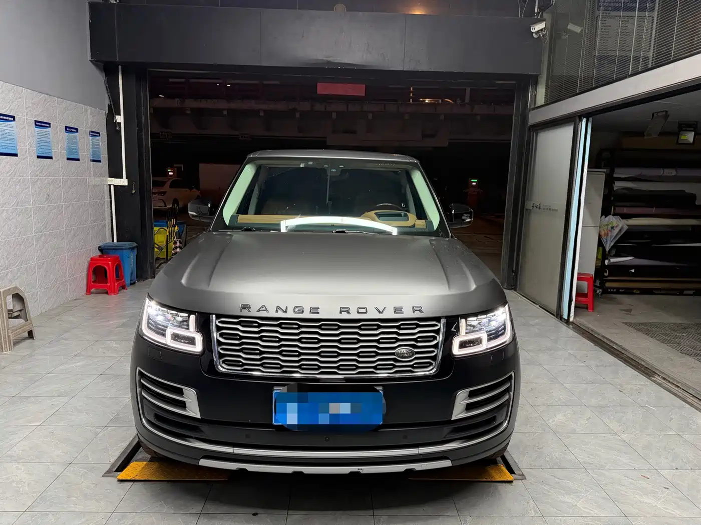 Фото 2 - Land Rover Range Rover