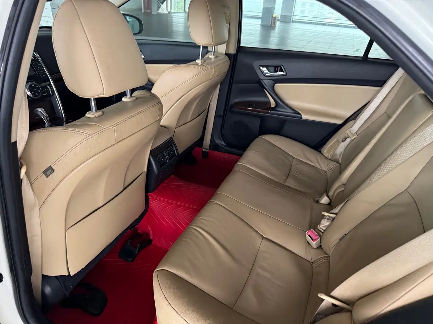 Toyota Reiz 2013 2.5V Premium Edition фото 7