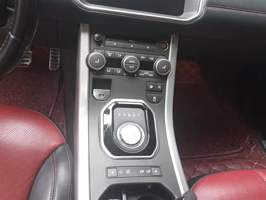 Land Rover Range Rover Evoque (Import) 2017 2.0T Convertible фото 16