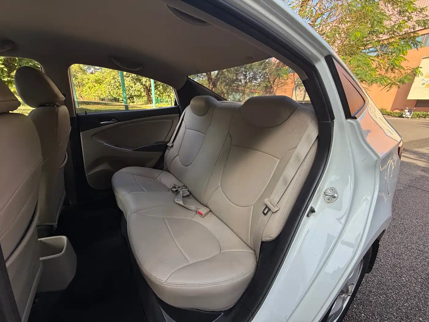 Hyundai Verna 2014 1.4L Automatic Smart GLS фото 8