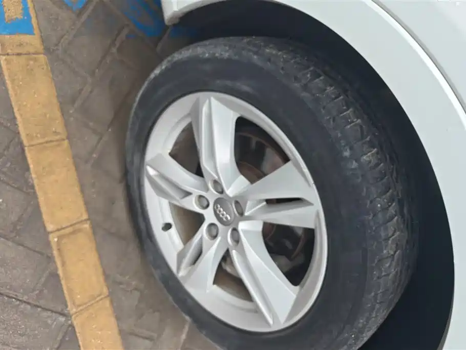 Audi Q3 2016 35 TFSI Style фото 6