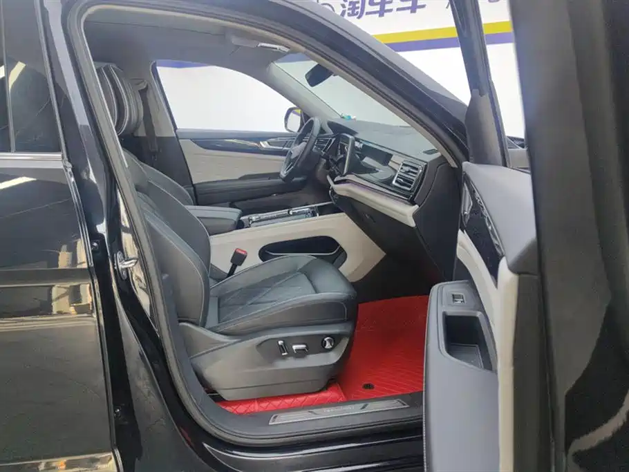 Volkswagen Teramont 2024 380TSI 4WD Prestige Flagship Edition фото 8