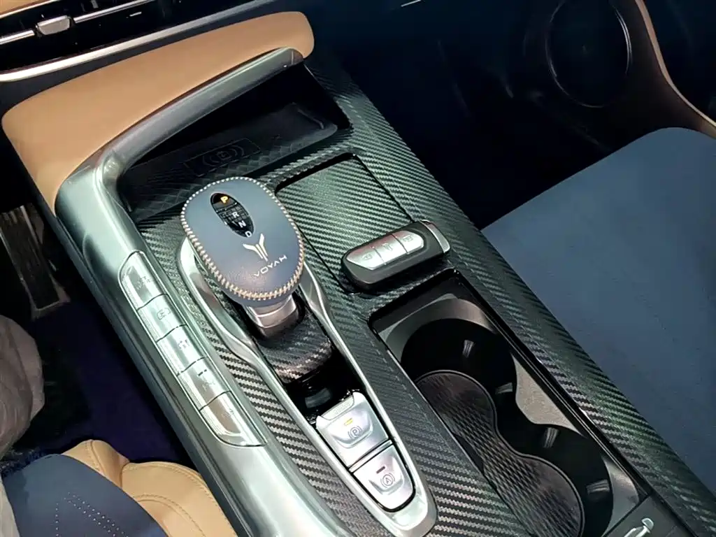 Voyah Auto VOYAH FREE 2021 AWD Standard Range Extender Exclusive Luxury Package фото 9