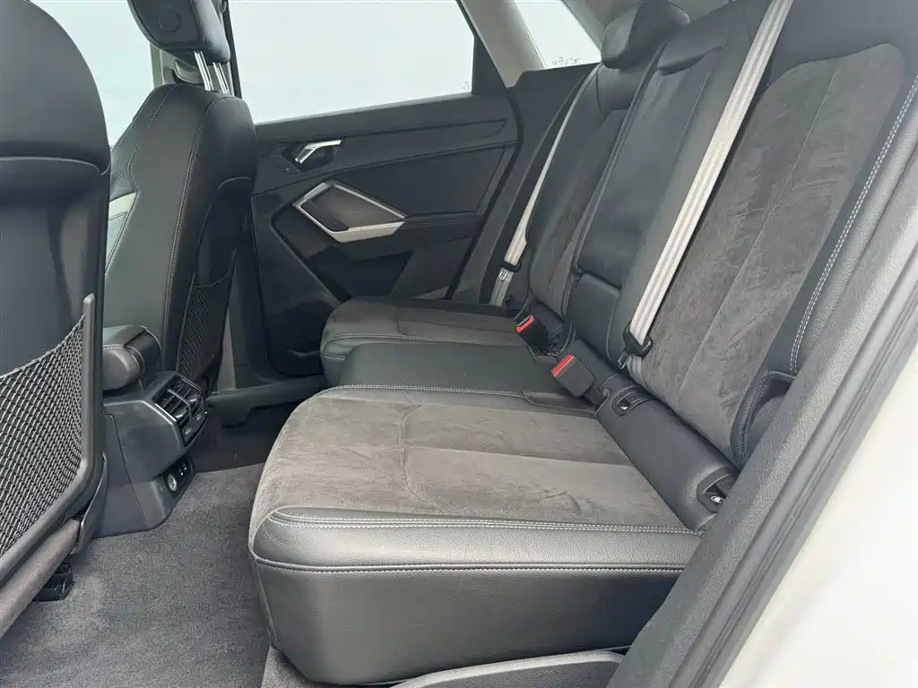 Audi Q3 2021 35 TFSI Fashion Sport фото 10