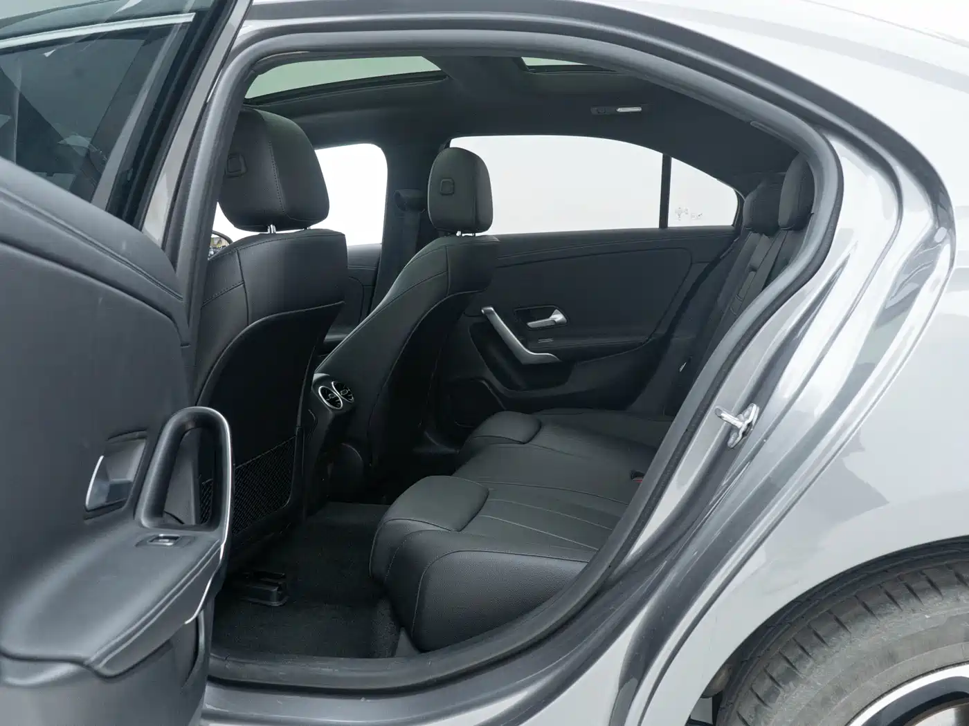 Mercedes-Benz A-Class 2022 Facelift A 200 L Sport Sedan Fashion Style фото 7