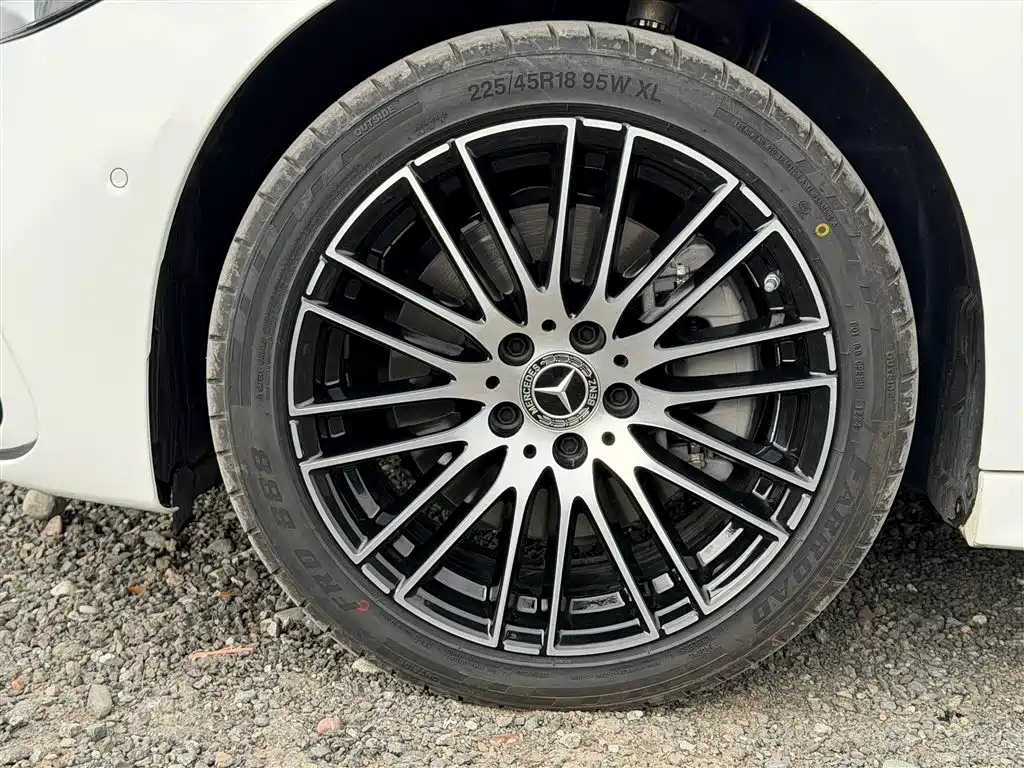Mercedes-Benz C-Class 2025 C 260 L Sport Edition фото 15