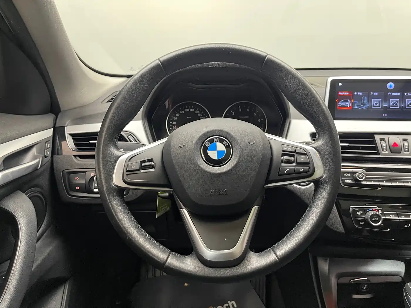 BMW X1 2018 sDrive18Li Fashion Model фото 21