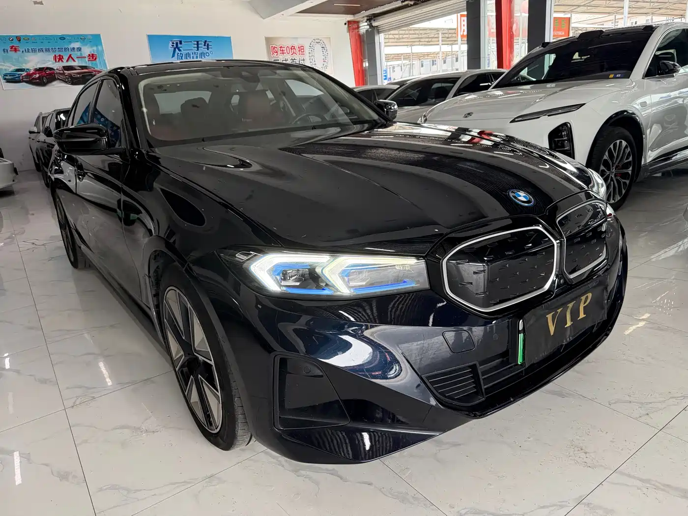 BMW i3 2024 eDrive 40 L Night Sport Package фото 3