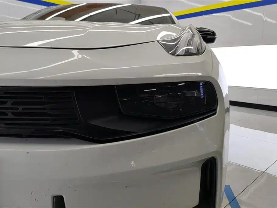 Lynk & Co 03 2019 2.0TD Auto Power Version фото 5