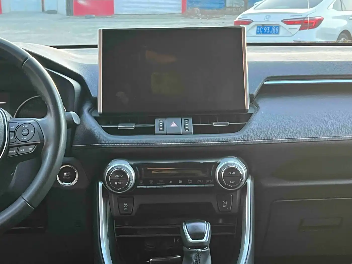 Toyota Wildlander 2022 2.0L CVT FWD Luxury Edition фото 10