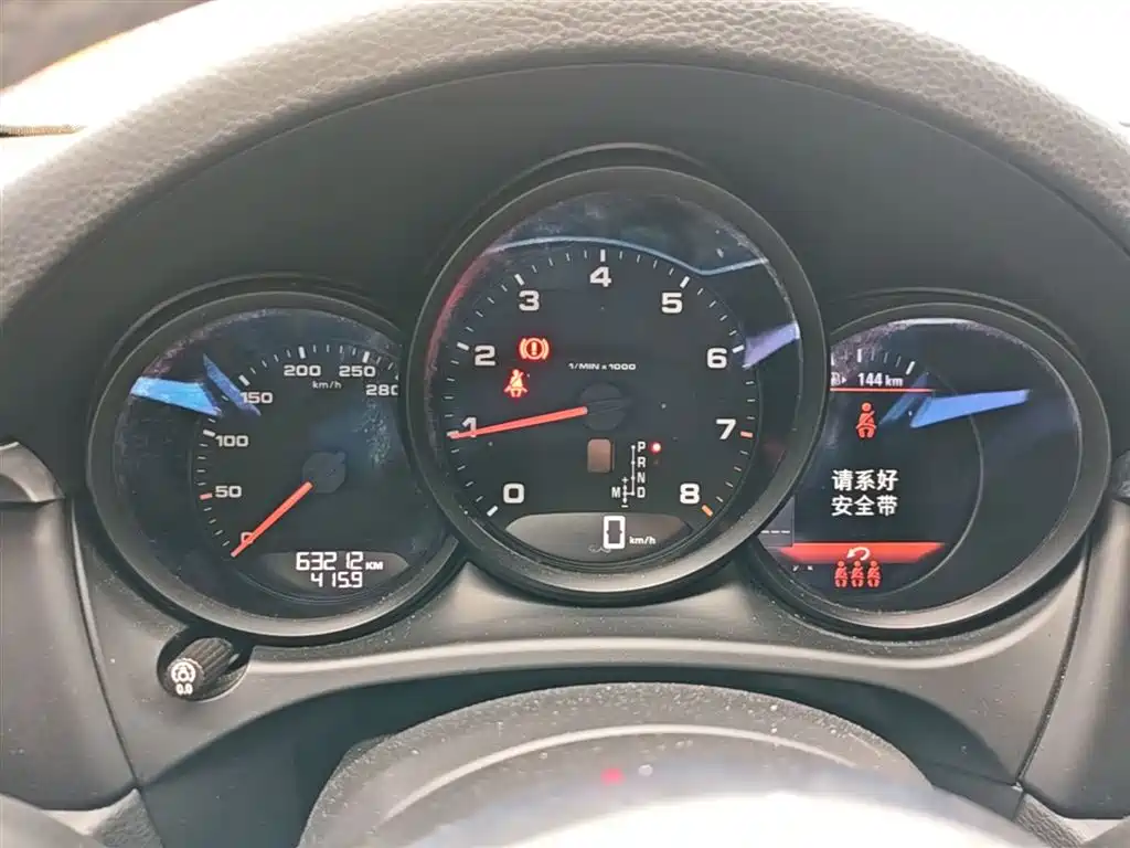 Porsche Macan 2018 Macan 2.0T фото 8