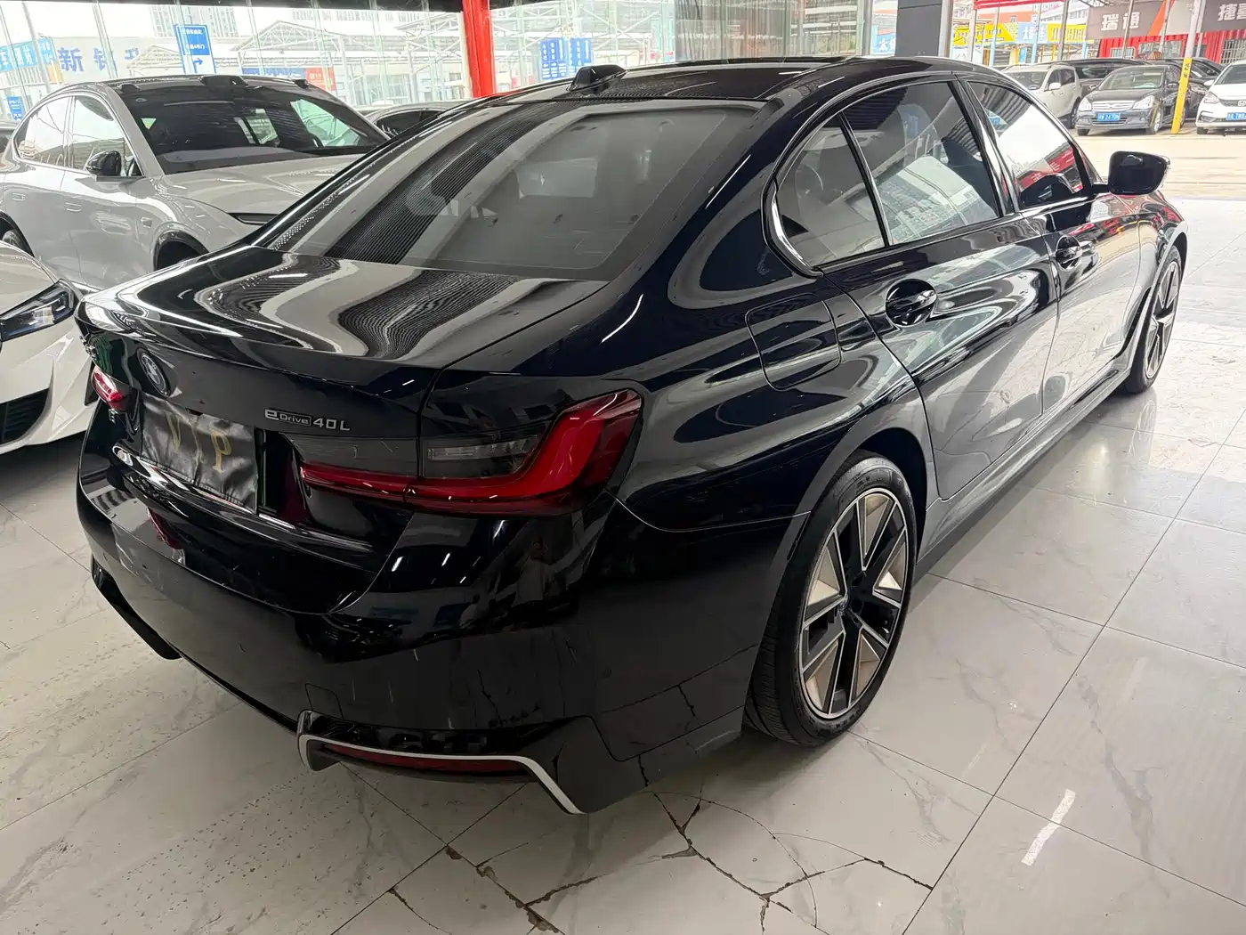 BMW i3 2024 eDrive 40 L Night Sport Package фото 8