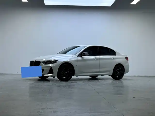 BMW 1 Series 2023 125i M Sport Shadow Edition