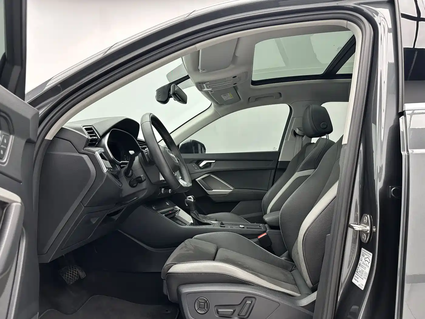 Audi Q3 2023 35 TFSI Fashion Dynamic (1.4T) фото 5