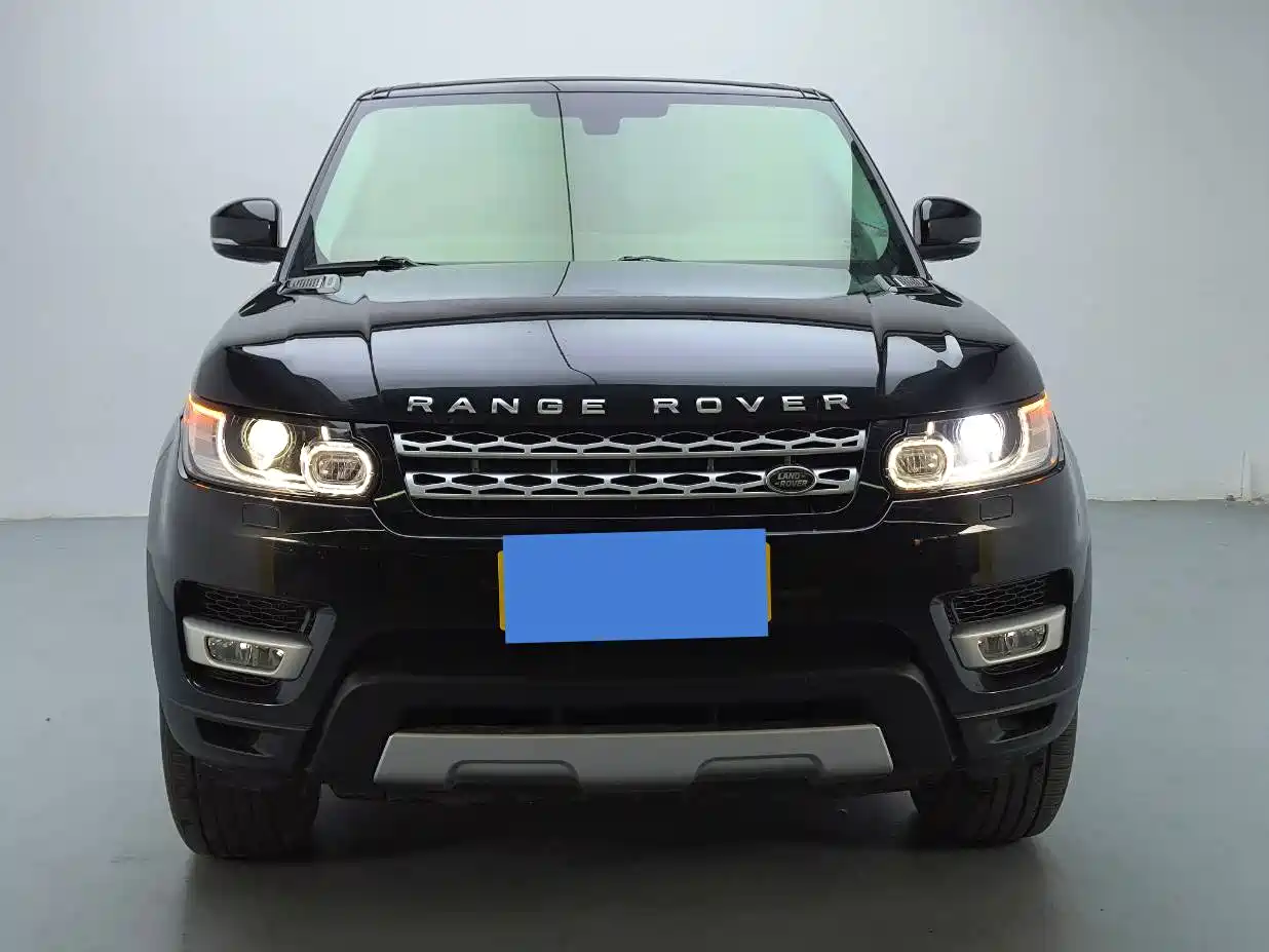 Land Rover Range Rover Sport 2015 3.0 SC V6 HSE фото 2