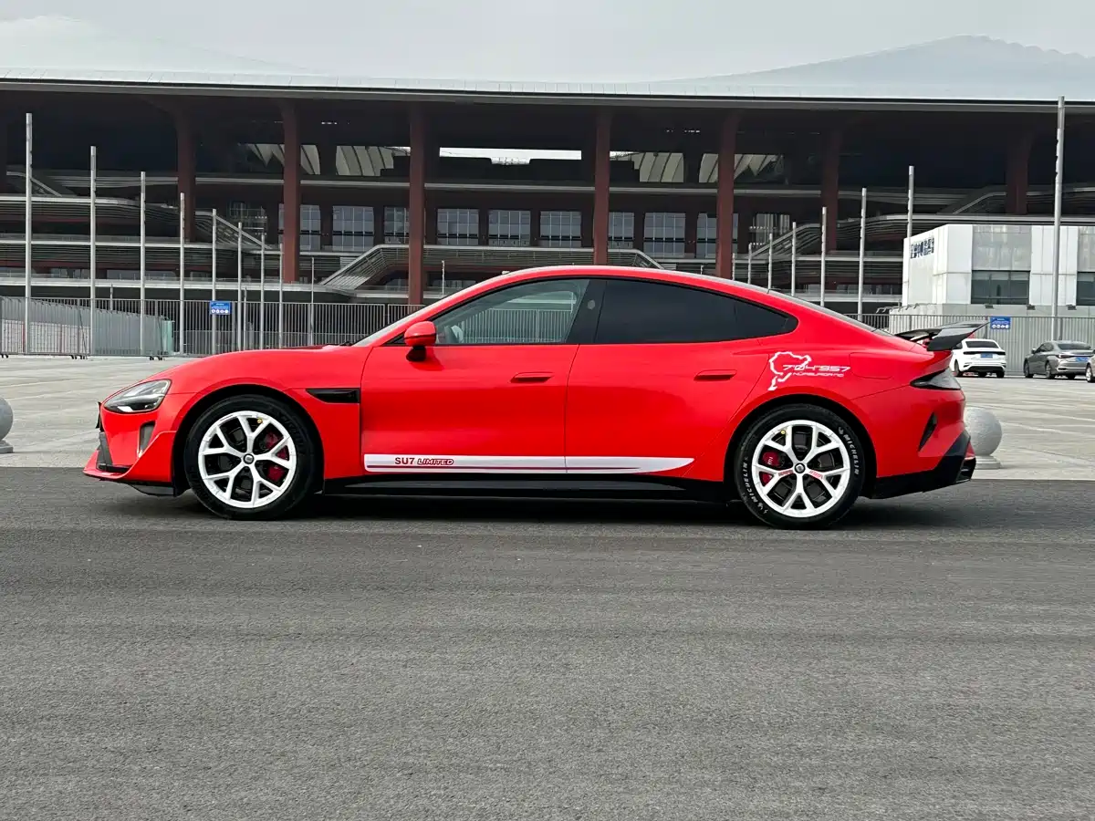 XIAOMI CAR XIAOMI SU7