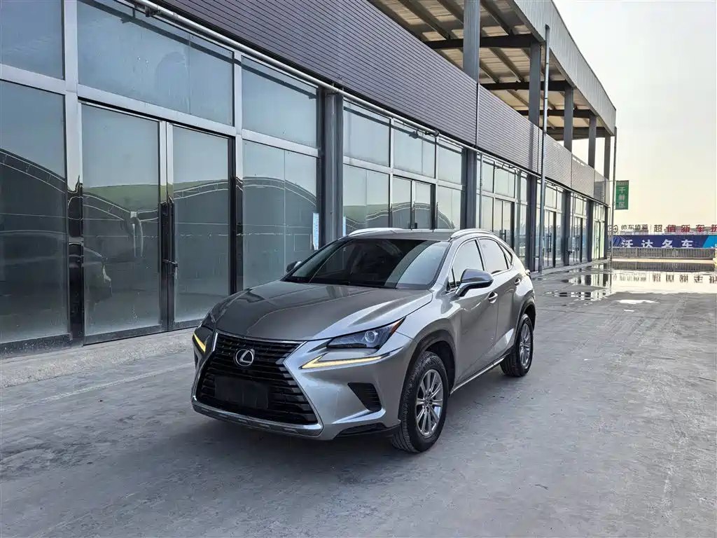 Lexus NX 2017 200 FWD Sharp Edition