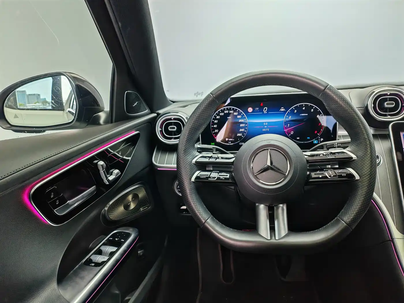 Mercedes-Benz C-Class 2025 C 260 L Night Sport Edition фото 9