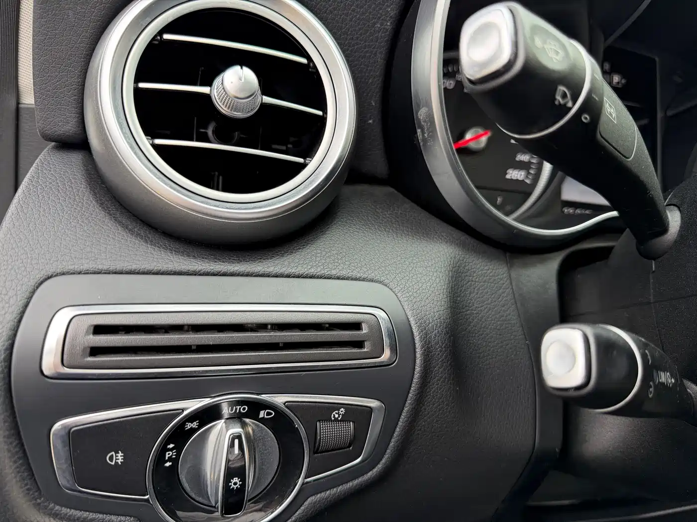 Mercedes-Benz C-Class 2015 C 180 L фото 21